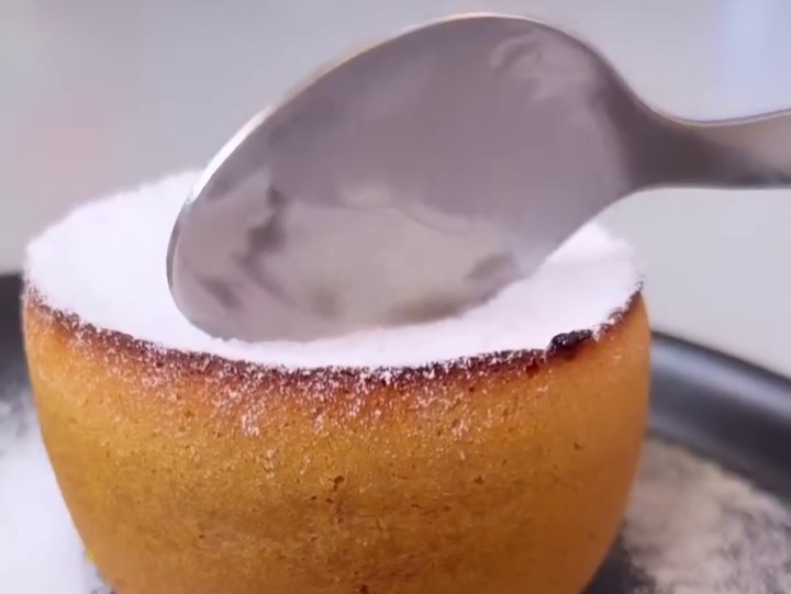 Petit Gateau De Doce De Leite Assado Na Air Fryer E Pronto Em Minutos