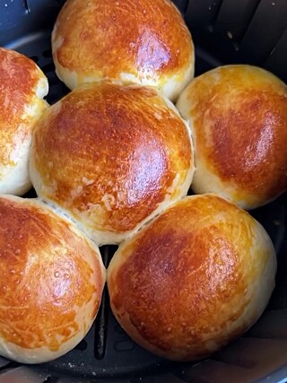 Pãozinho de batata fofinho na Air Fryer, fica maravilhoso