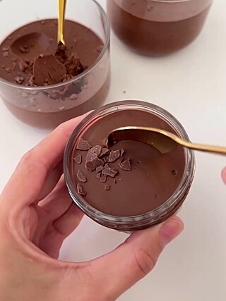 Mousse de chocolate simples no liquidificador